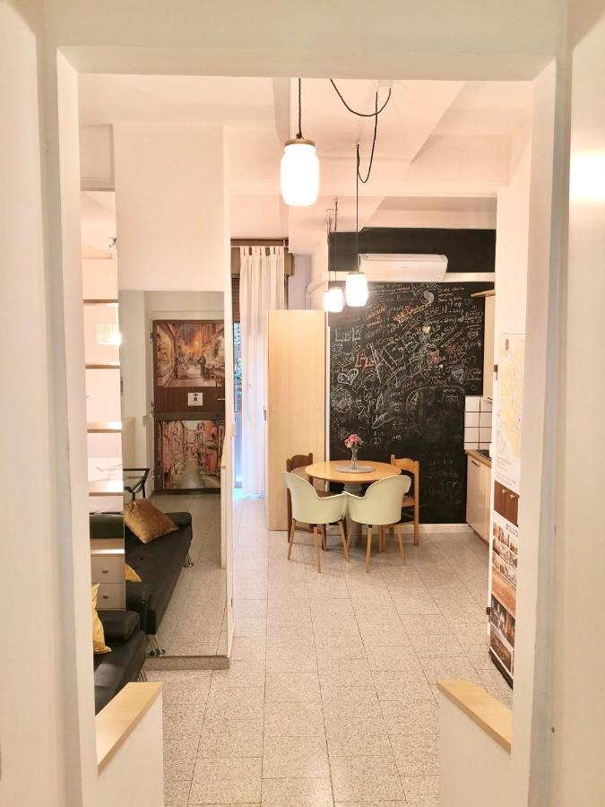 Appartement 8- Tourist House Bologna - Light House - Self Check-In Extérieur photo