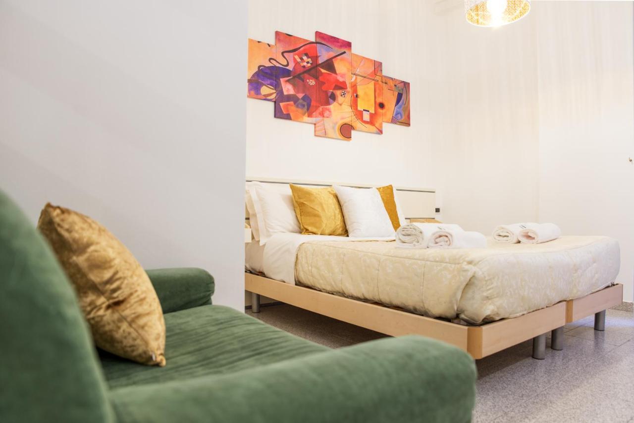 Appartement 8- Tourist House Bologna - Light House - Self Check-In Extérieur photo