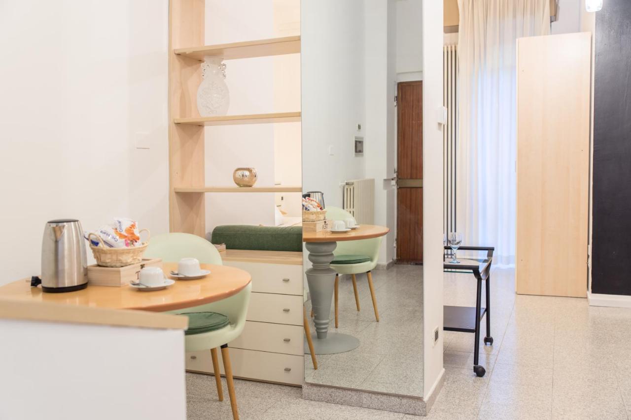 Appartement 8- Tourist House Bologna - Light House - Self Check-In Extérieur photo