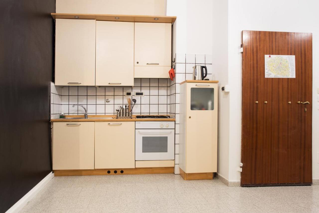 Appartement 8- Tourist House Bologna - Light House - Self Check-In Extérieur photo