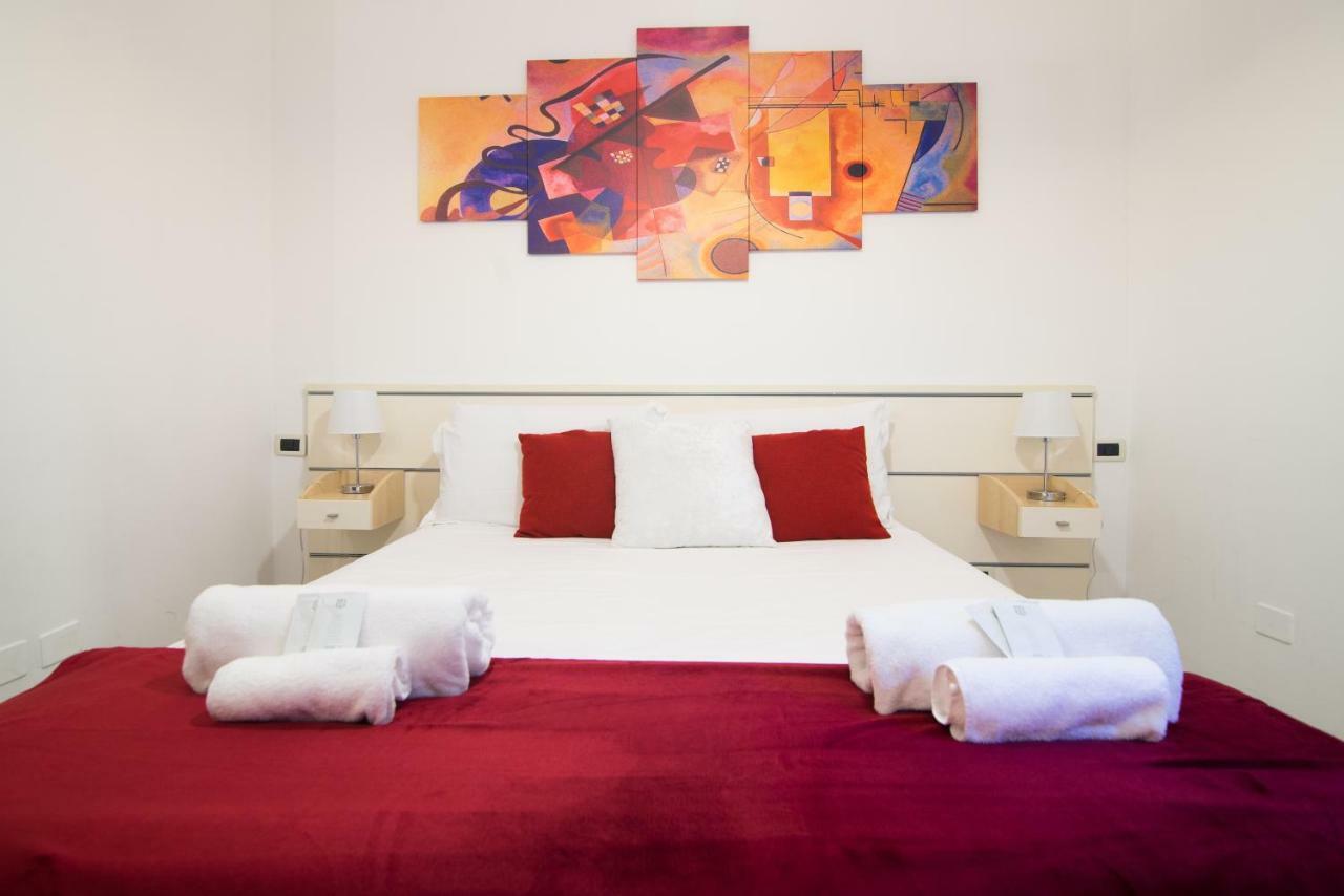 Appartement 8- Tourist House Bologna - Light House - Self Check-In Extérieur photo