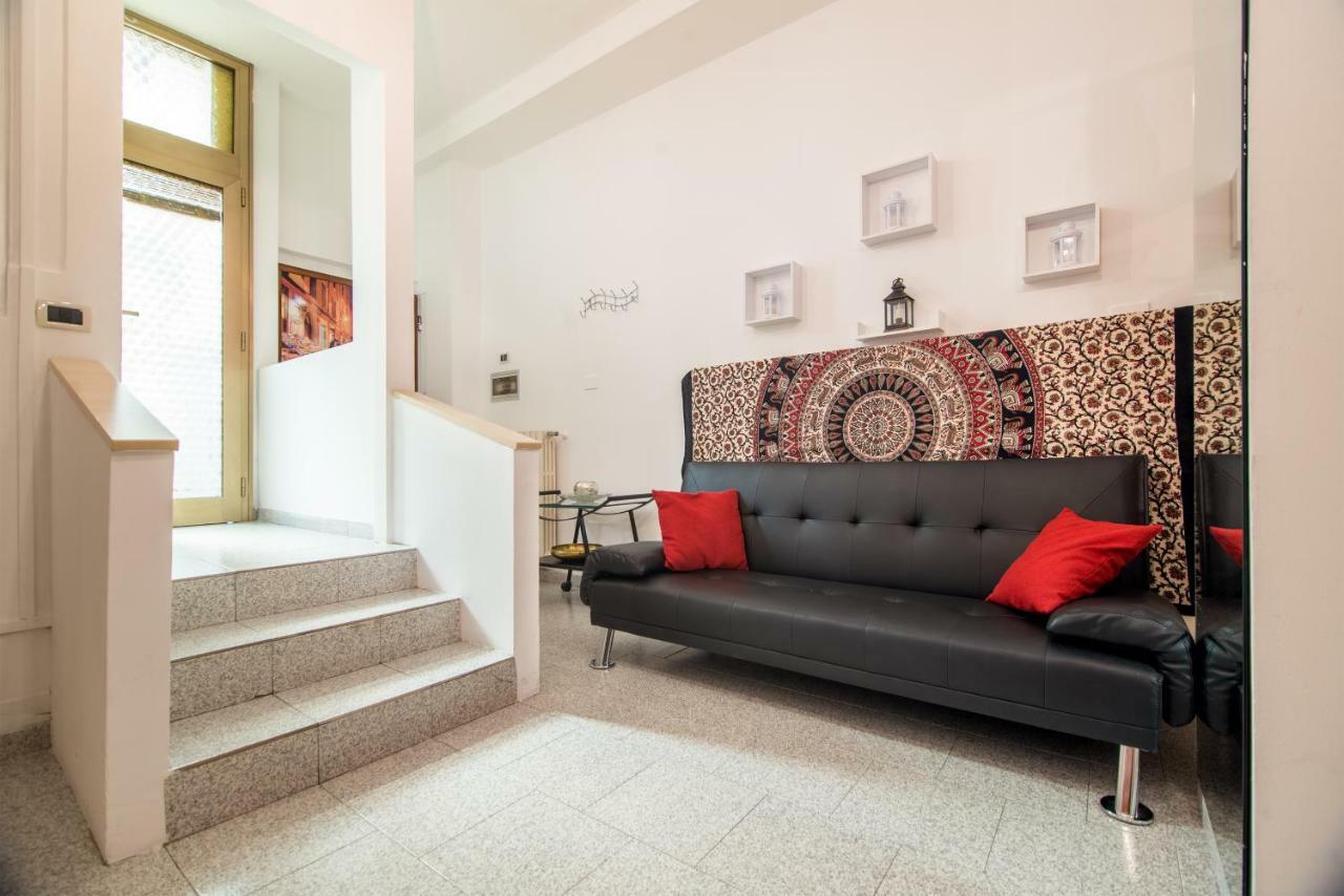 Appartement 8- Tourist House Bologna - Light House - Self Check-In Extérieur photo