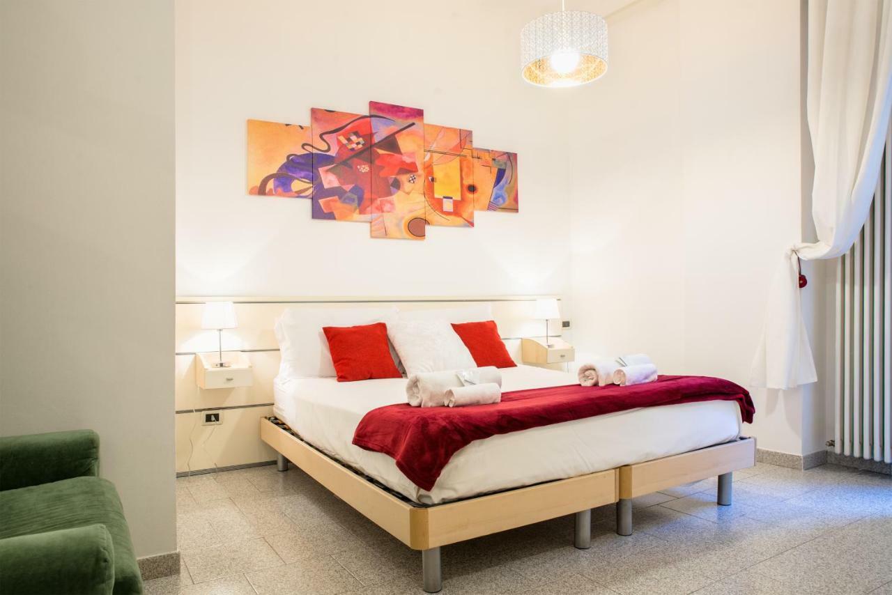 Appartement 8- Tourist House Bologna - Light House - Self Check-In Extérieur photo